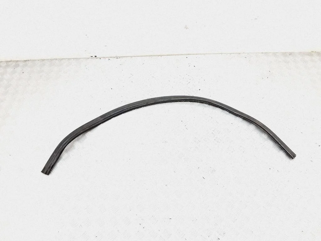 Other engine bay part – Volvo XC60 (2009-2013)