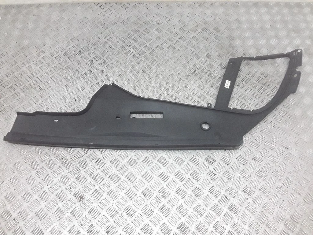 Cita motora nodalījuma detaļa 7019802
