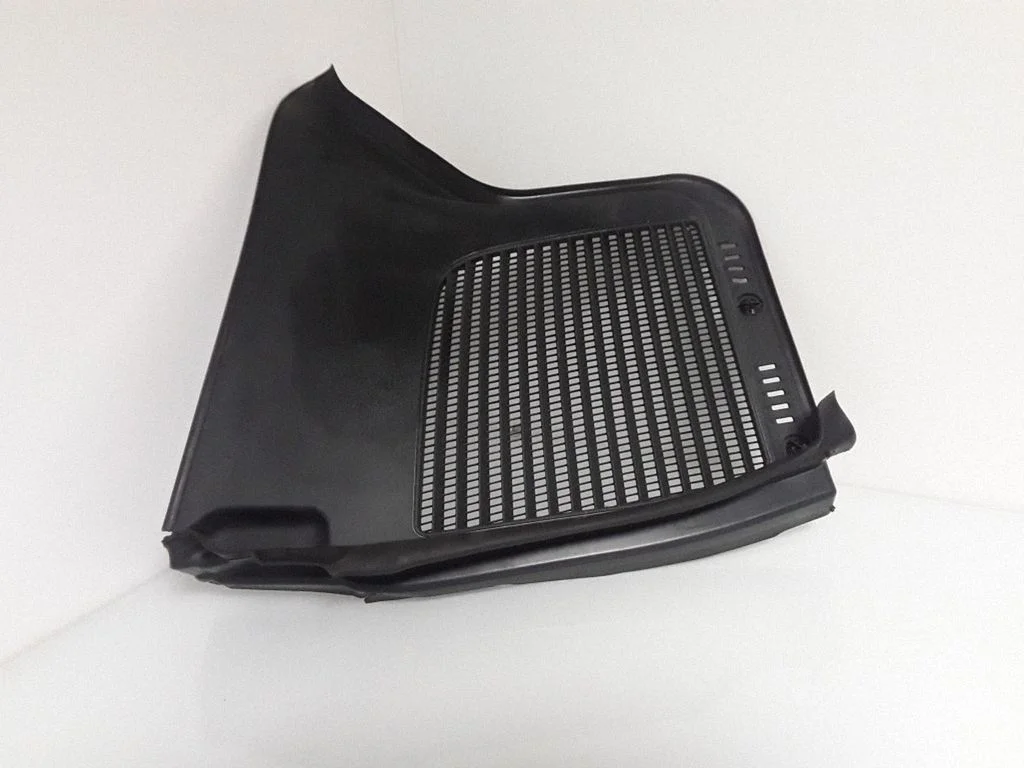 Other engine bay part – right
