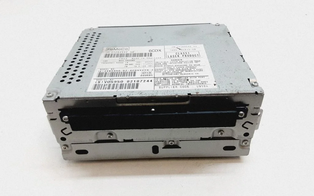 Radio/CD/DVD atskaņotājs/navigācija 31260542