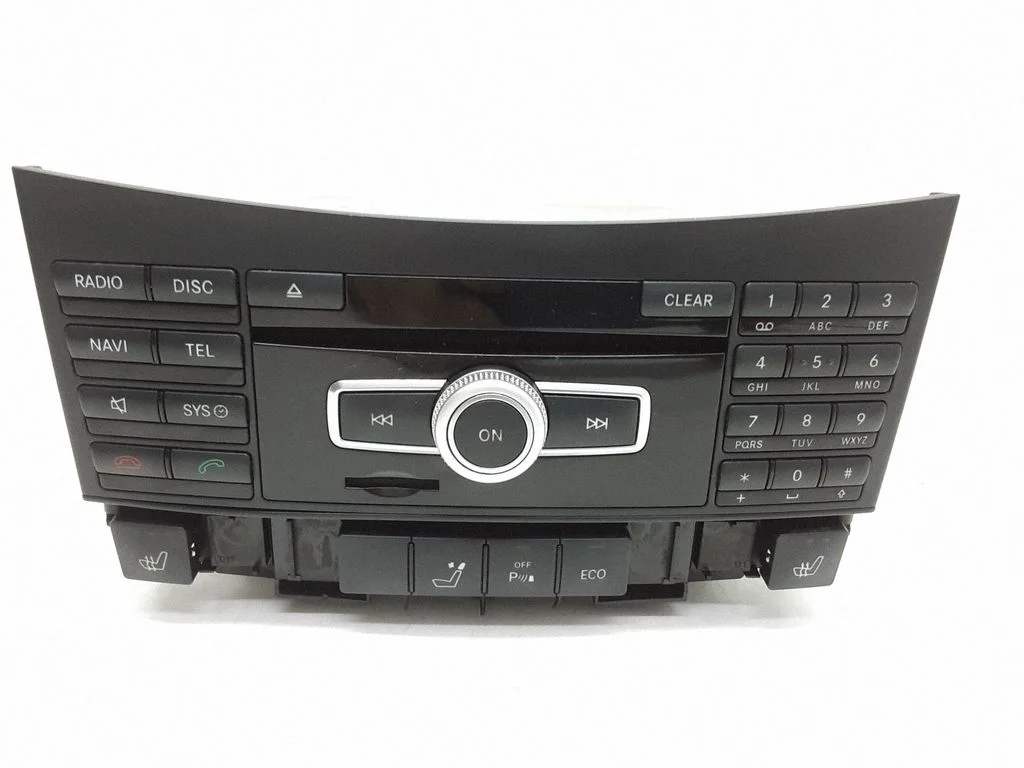 Radio/CD/DVD/GPS head unit – Mercedes-Benz E-Class W212 (2009-2016)
