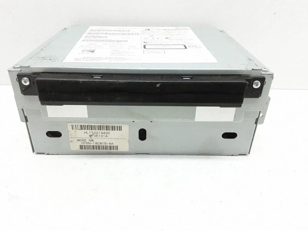 Radio/CD/DVD/GPS head unit 31358280AA