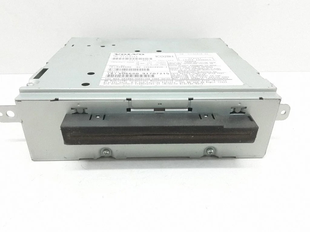 Radio/CD/DVD/GPS head unit 31310056