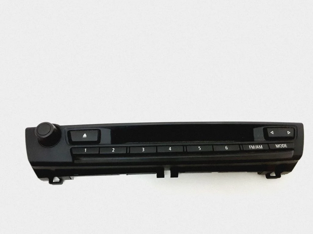 Radio/CD/DVD/GPS head unit – BMW X5 E70 (2006-2013)