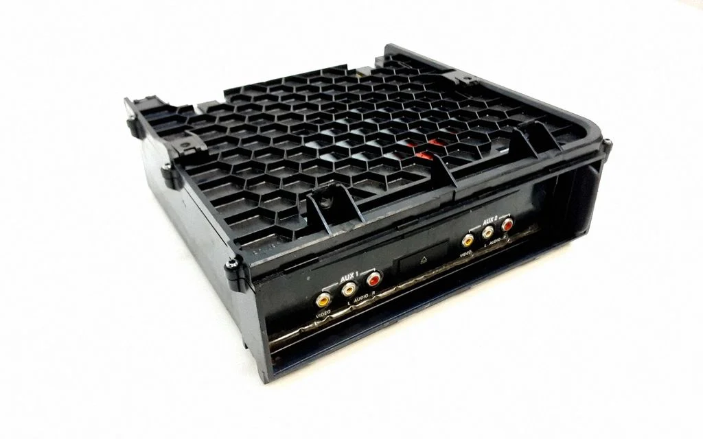 Radio/CD/DVD/GPS head unit A1646800614