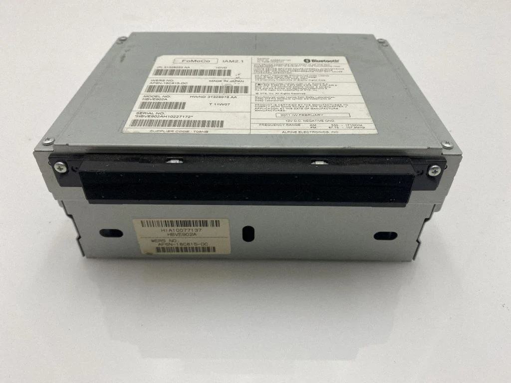 Radio/CD/DVD/GPS head unit – Volvo XC60 (2009-2013)