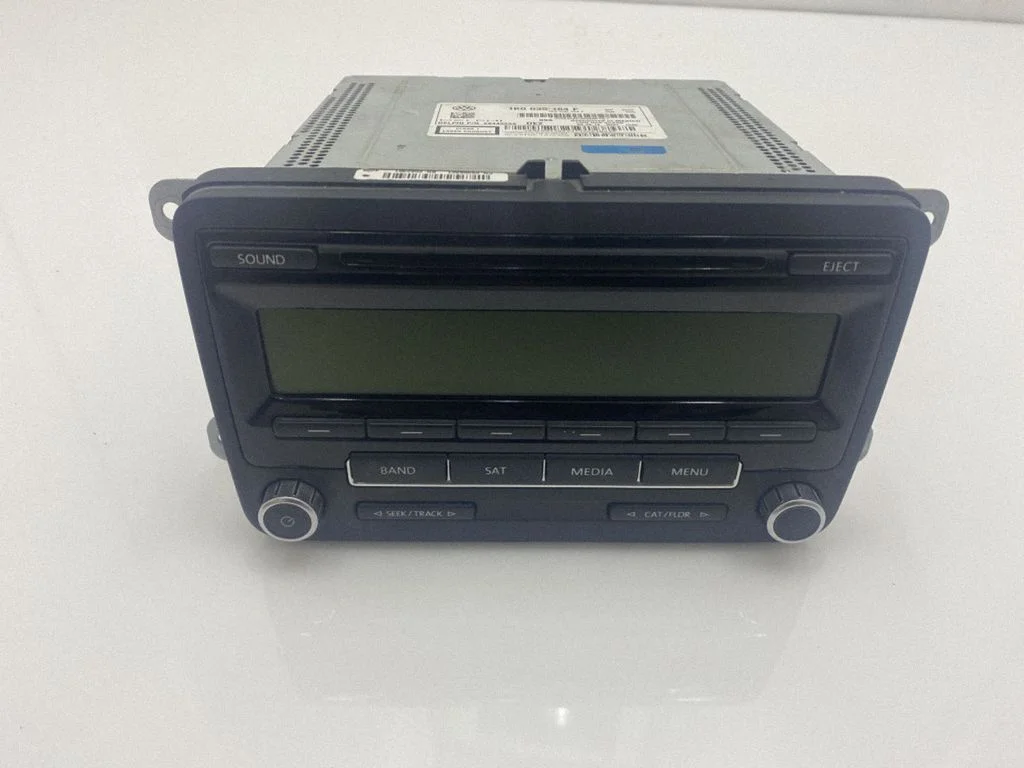Radio, odtwarzacz CD/DVD, nawigacja