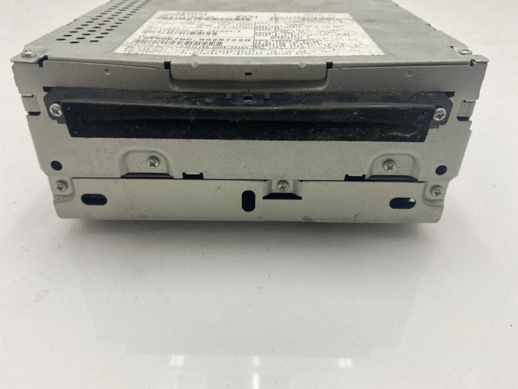 Radio/CD/DVD/GPS head unit – Volvo XC60 (2009-2013)
