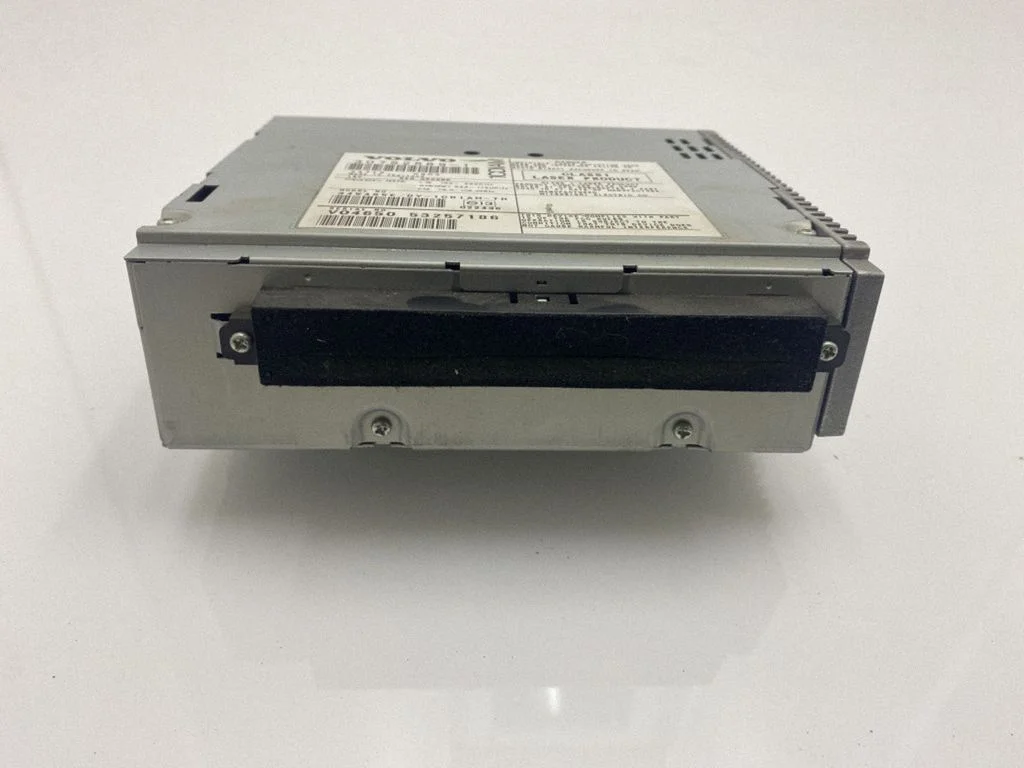 Radio, odtwarzacz CD/DVD, nawigacja – Volvo V50 (2008-2012)