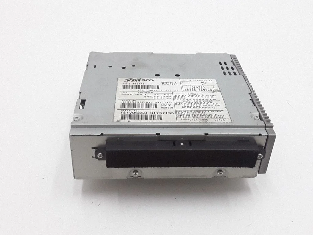Radio, odtwarzacz CD/DVD, nawigacja – Volvo V50 (2008-2012)