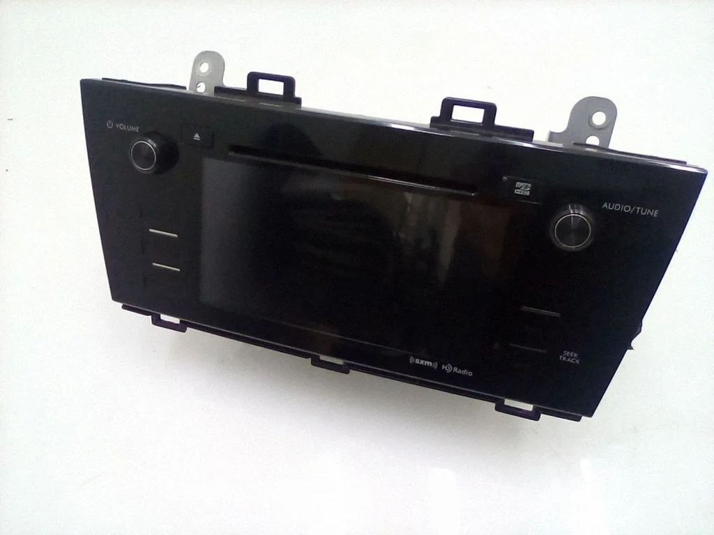 Radio, odtwarzacz CD/DVD, nawigacja 13900034710101