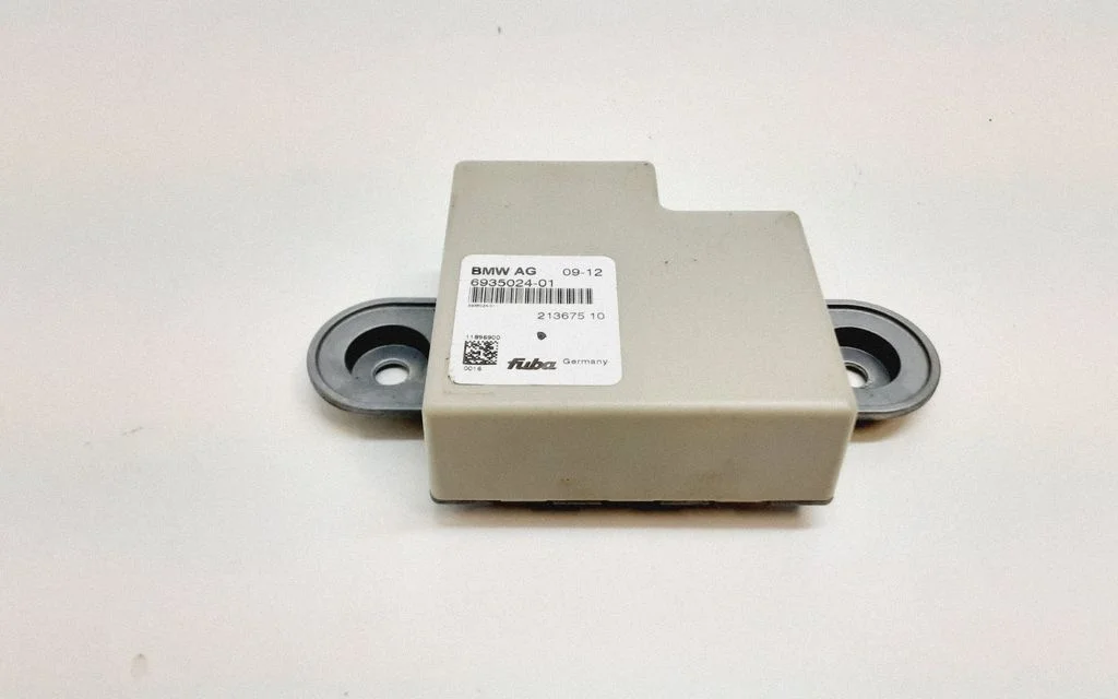 Antenas pastiprinātājs 6935024