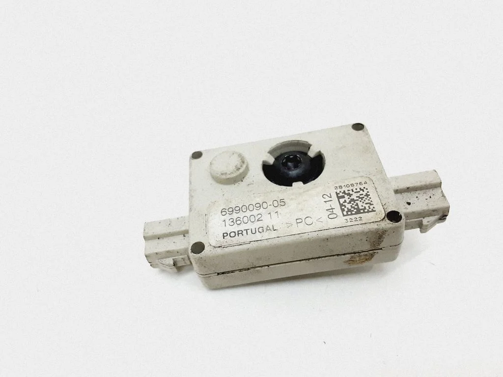 Antenni võimendi – BMW 3-seeria E90 E91 (2005-2012)