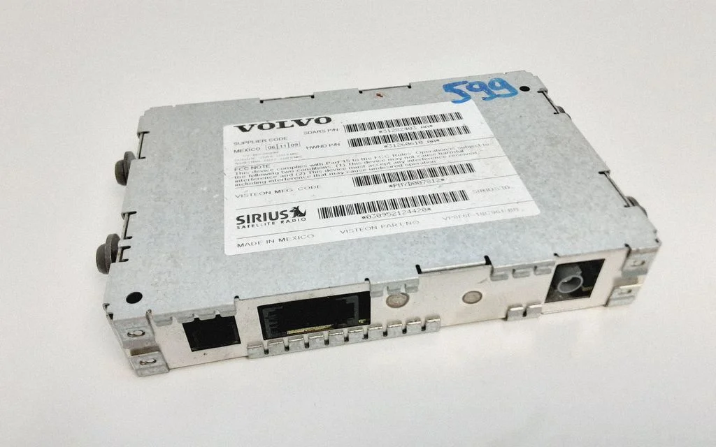 Wzmacniacz antenowy 31282403