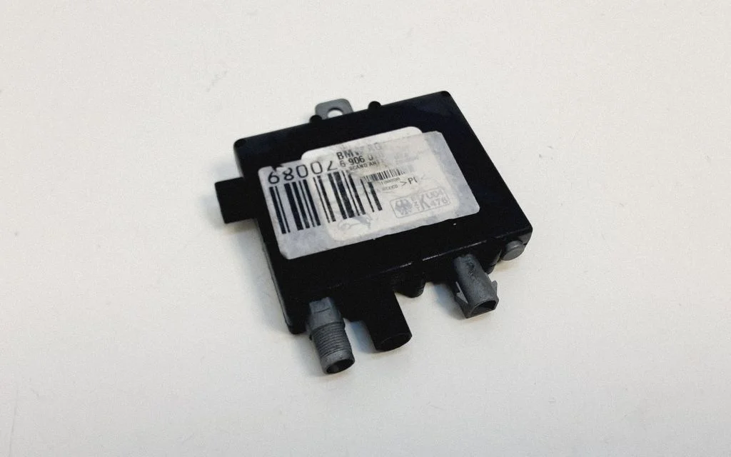 Antenni võimendi – BMW X5 E53 (1999-2006)