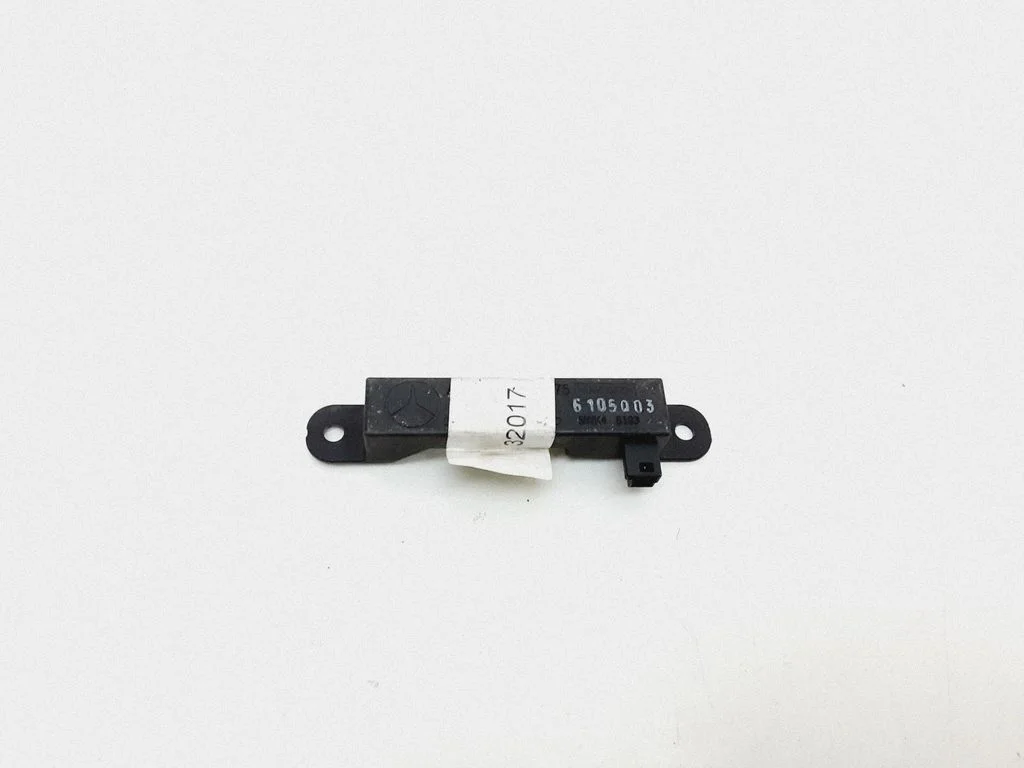 Aerial antenna amplifier – Mercedes-Benz ML-Class W164 (2005-2011)