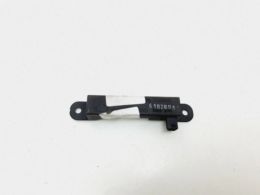 Aerial antenna amplifier – Mercedes-Benz ML-Class W164 (2005-2011)