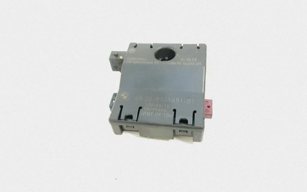 Aerial antenna amplifier – BMW X5 E70 (2006-2013)