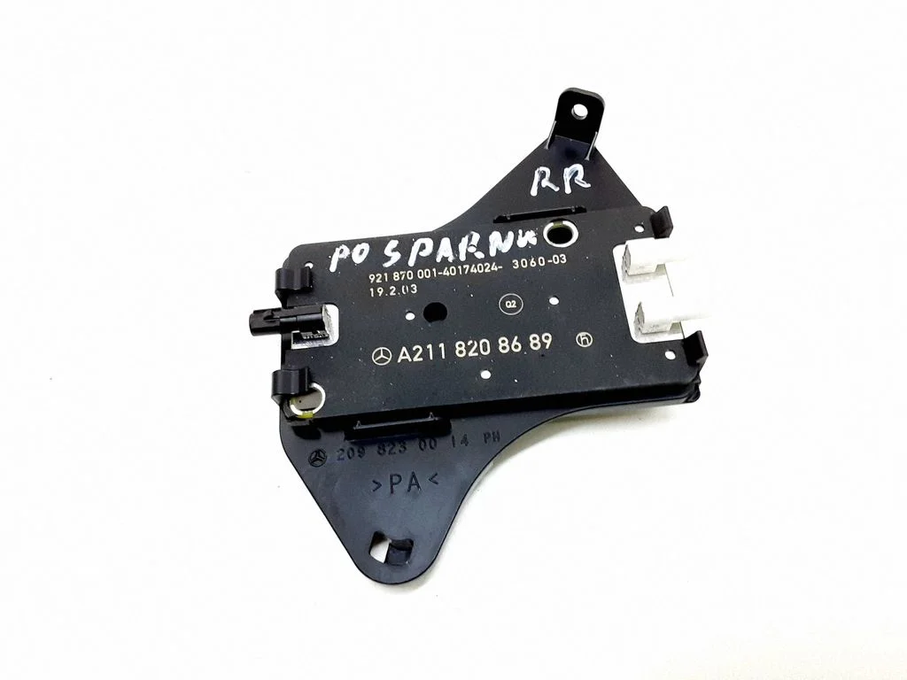 Aerial antenna amplifier A2118208689