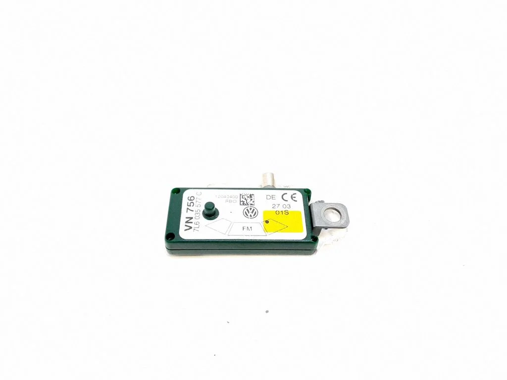 Antenni võimendi 7L6035577C