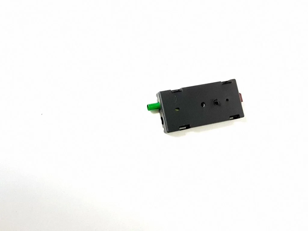 Antenas pastiprinātājs 6933327