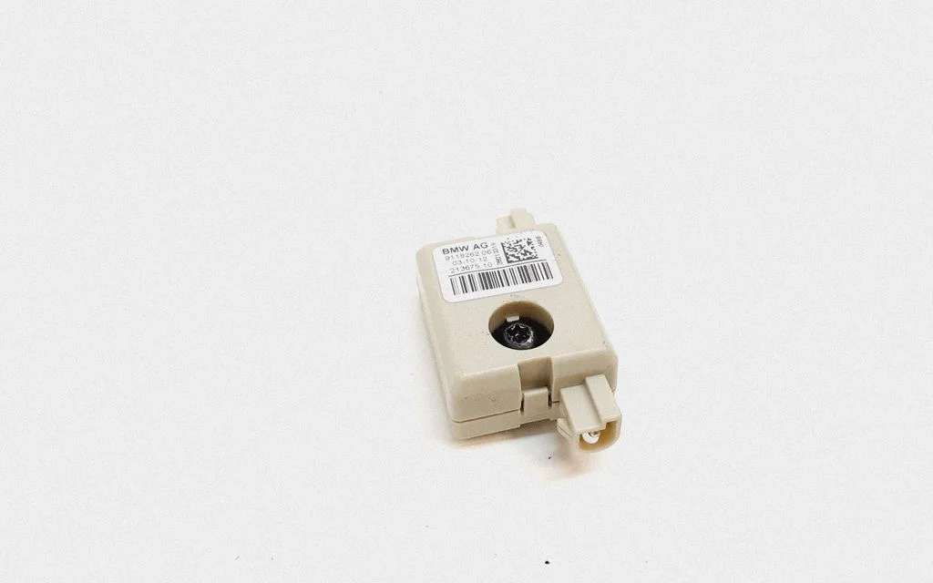 Wzmacniacz antenowy – BMW Seria 5 F10 F11 (2009-2016)
