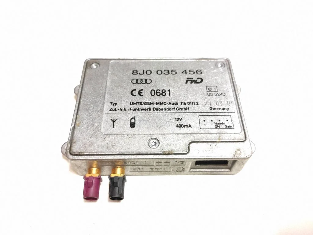 Aerial antenna amplifier – Audi Q5 SQ5 8R (2008-2017)