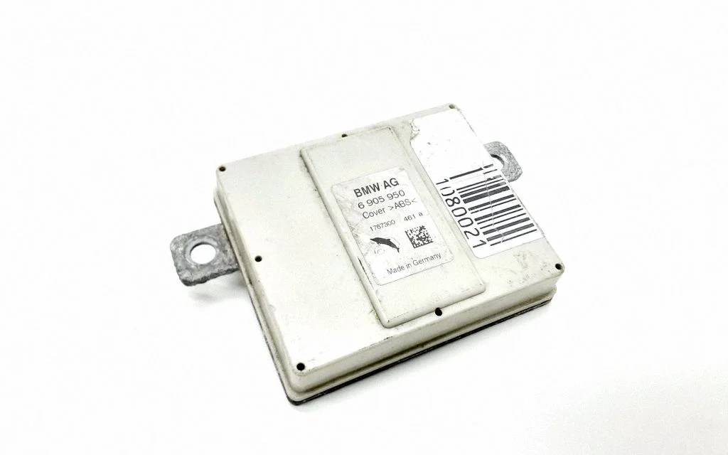 Aerial antenna amplifier – BMW X5 E53 (1999-2006)