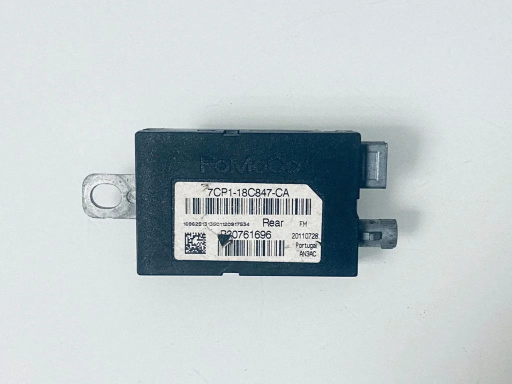 Aerial antenna amplifier – Volvo S60 (2011-2013)