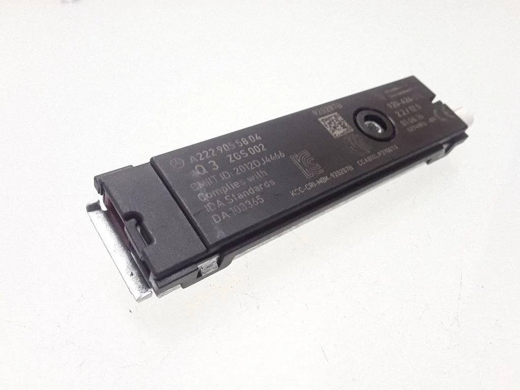 Aerial antenna amplifier – Mercedes-Benz C-Class W205 (2014-2021)