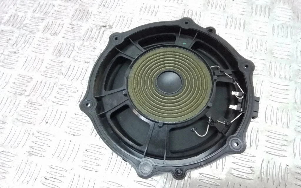 Front door speaker – Porsche Cayenne (92A) (2010-2017)