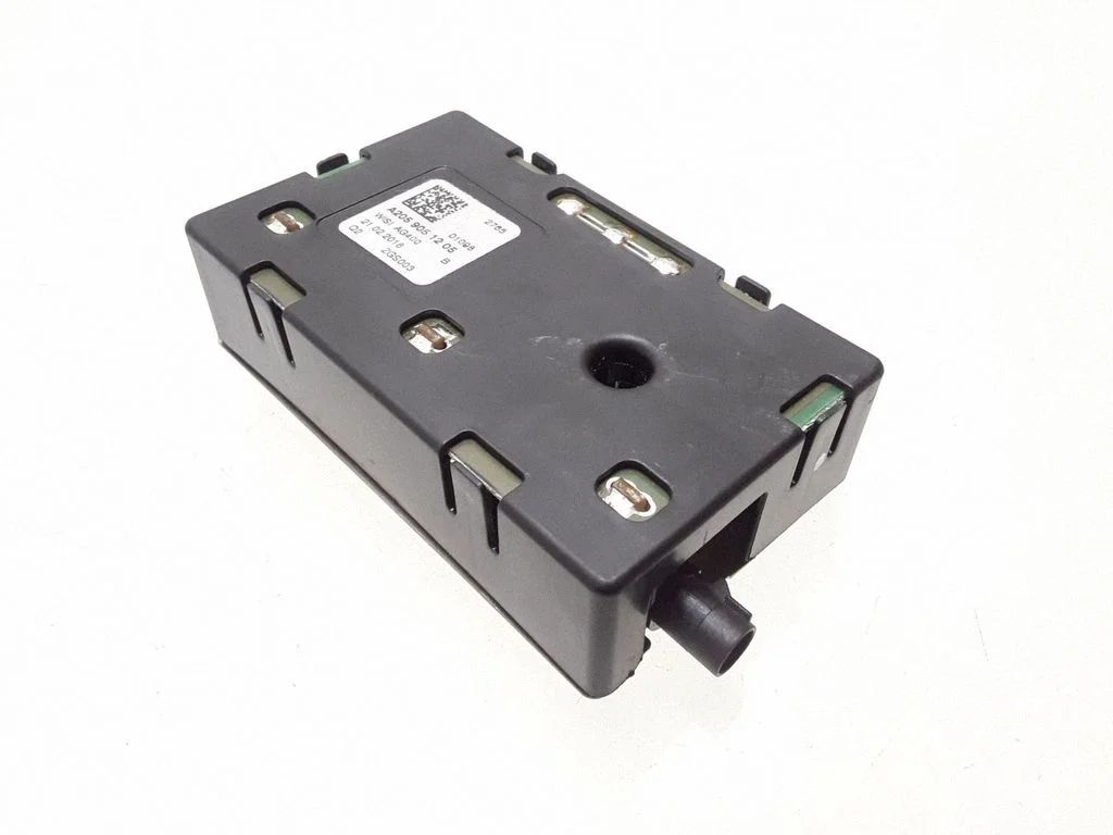 Aerial antenna amplifier – Mercedes-Benz GLC-Class C253 (2016-)