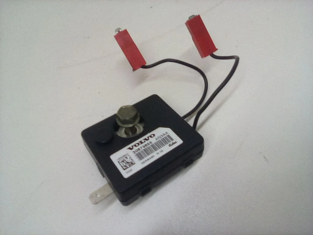 Aerial antenna amplifier – Volvo S80 (2007-2013)