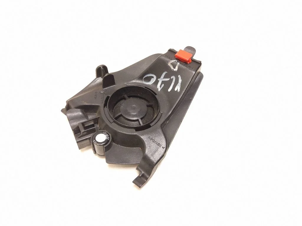 Front door speaker – Volvo XC70 (2005-2007)