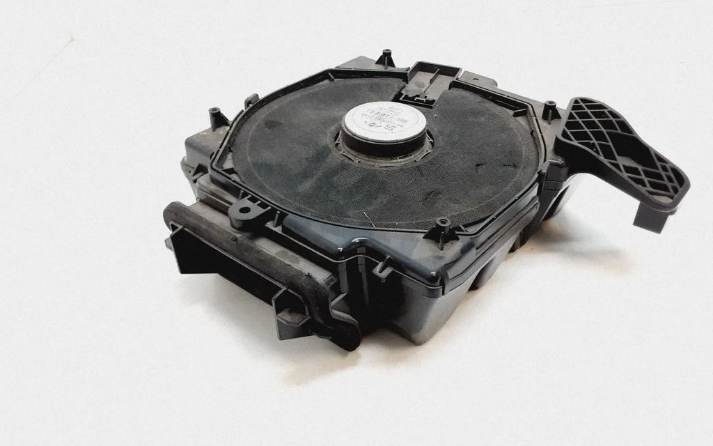 Subwoofer speaker – Mini Cooper Countryman R60 (2011-2016)