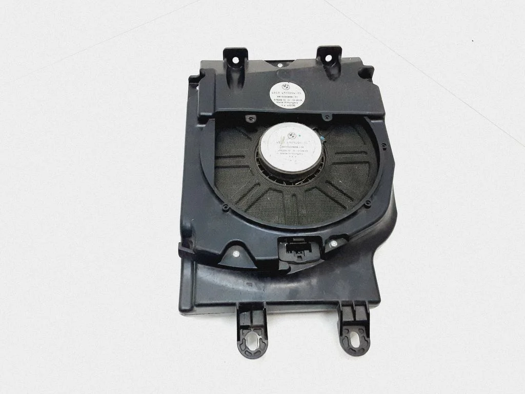 Subwoofer speaker – BMW 7 Series E65 E66 (2001-2008)