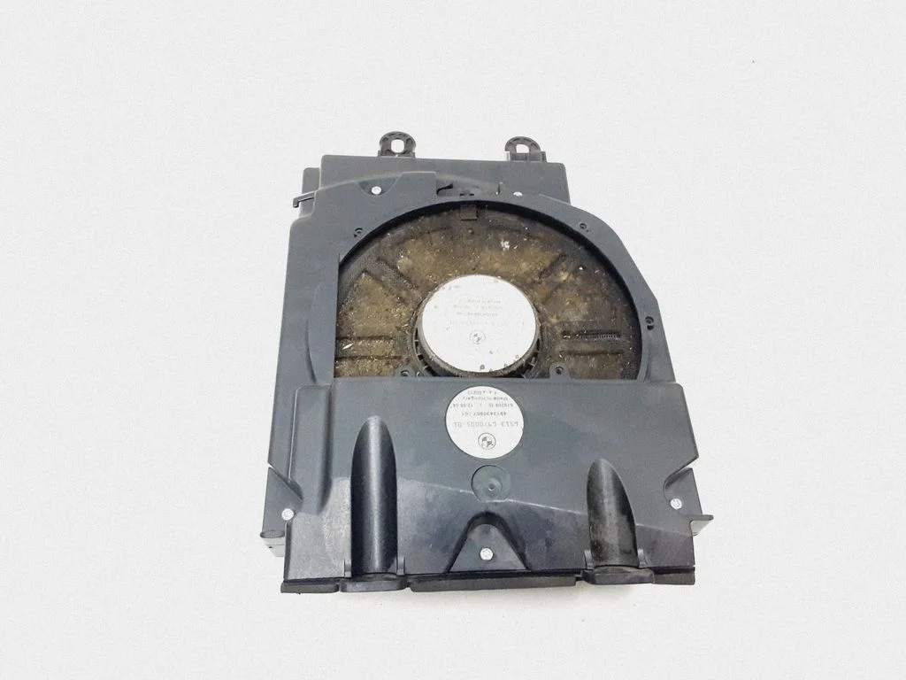Subwoofer speaker – BMW 7 Series E65 E66 (2001-2008)