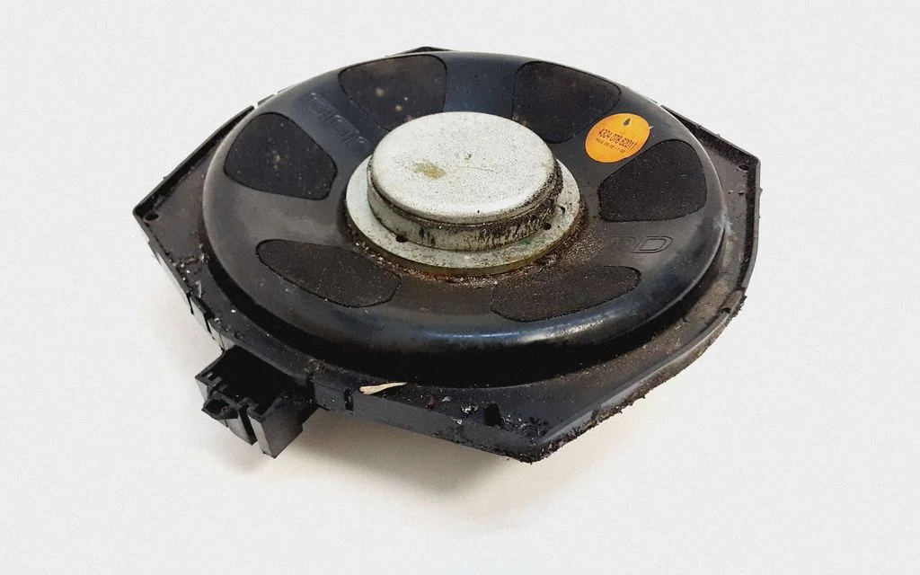 Subwoofer speaker – BMW 7 Series F01 F02 F03 F04 (2008-2016)