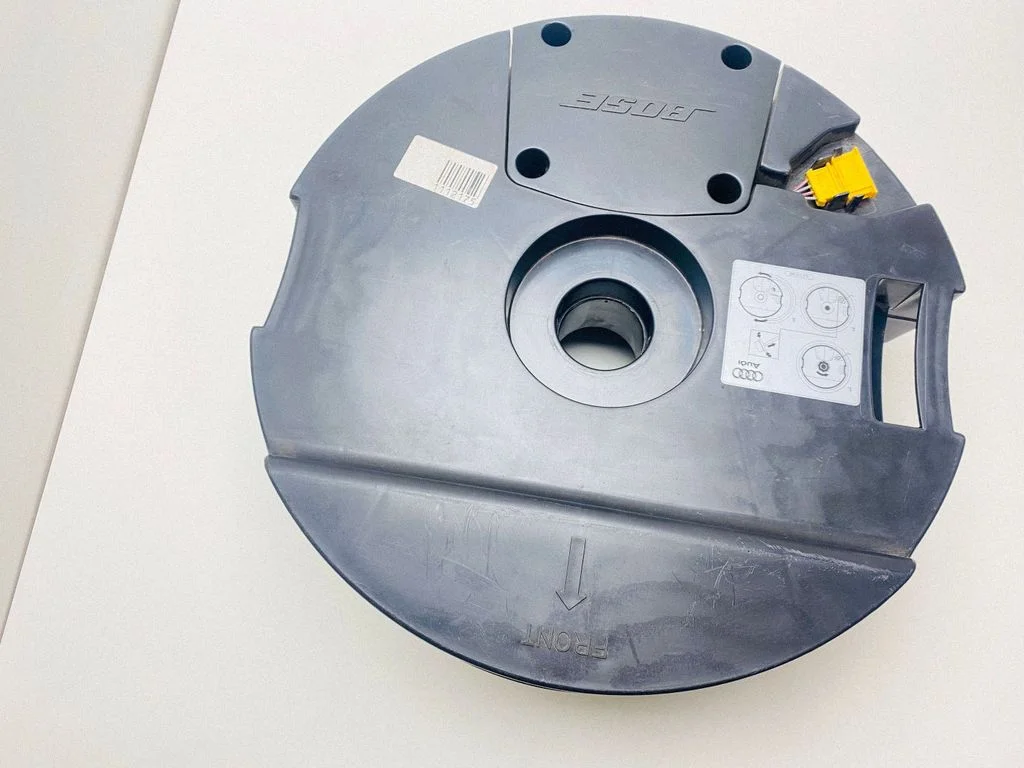Subwoofer speaker – Audi Q7 4L (2005-2015)