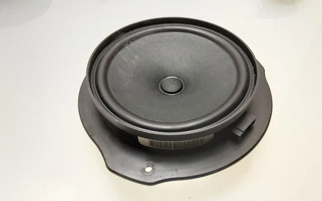 Front door speaker A2049062401
