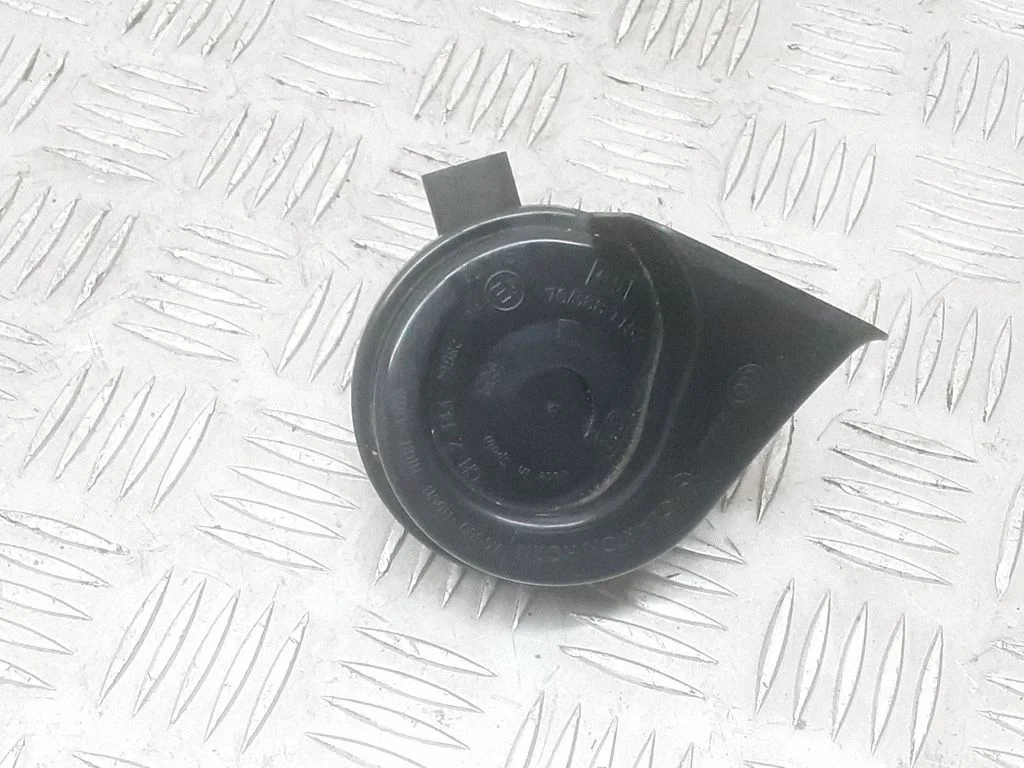 Horn signal – BMW 5 Series F10 F11 (2009-2016)