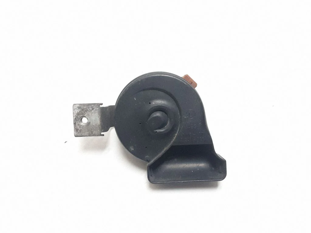 Horn signal – Volvo S60 (2001-2004)