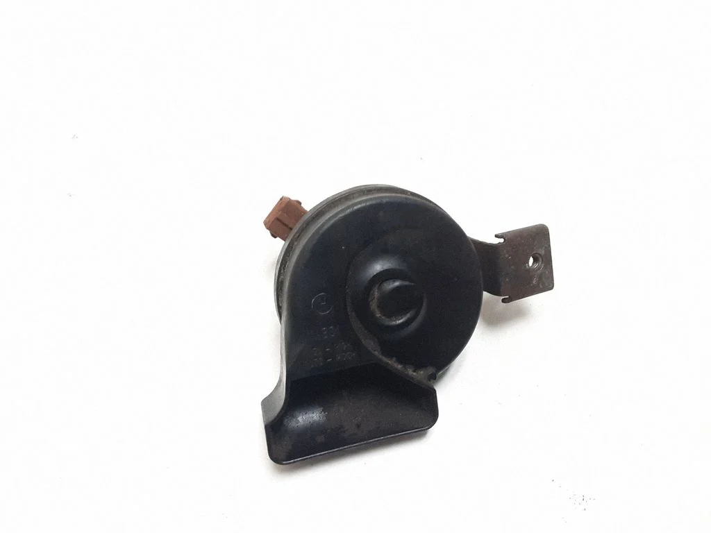 Horn signal – Volvo S60 (2001-2004)