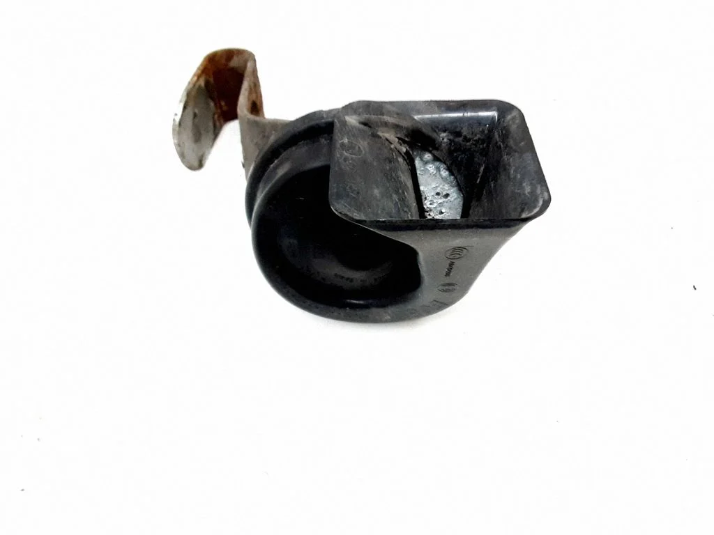 Horn signal – BMW 1 Series E81 E87 (2004-2011)