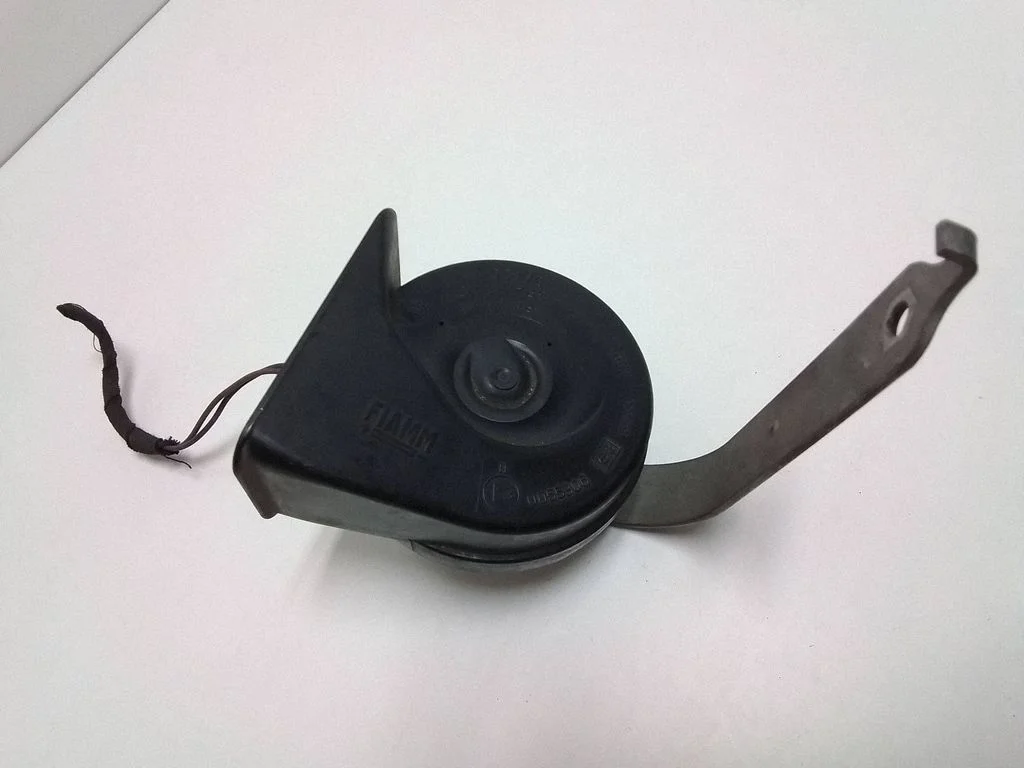 Horn signal – Volvo S60 (2011-2013)