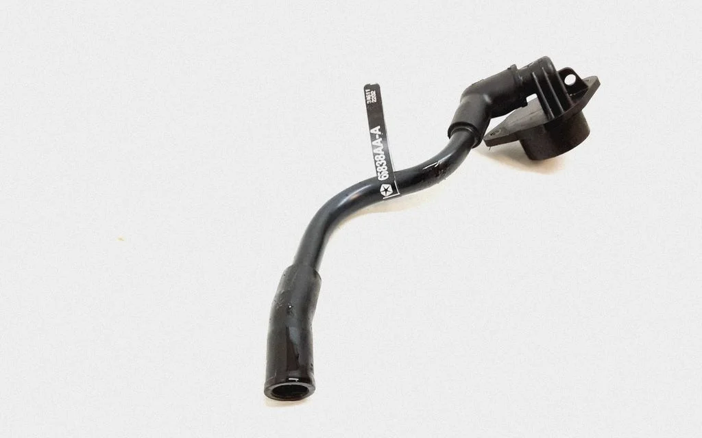 Vacuum line/pipe/hose – Chrysler Town & Country V (2008-2016)