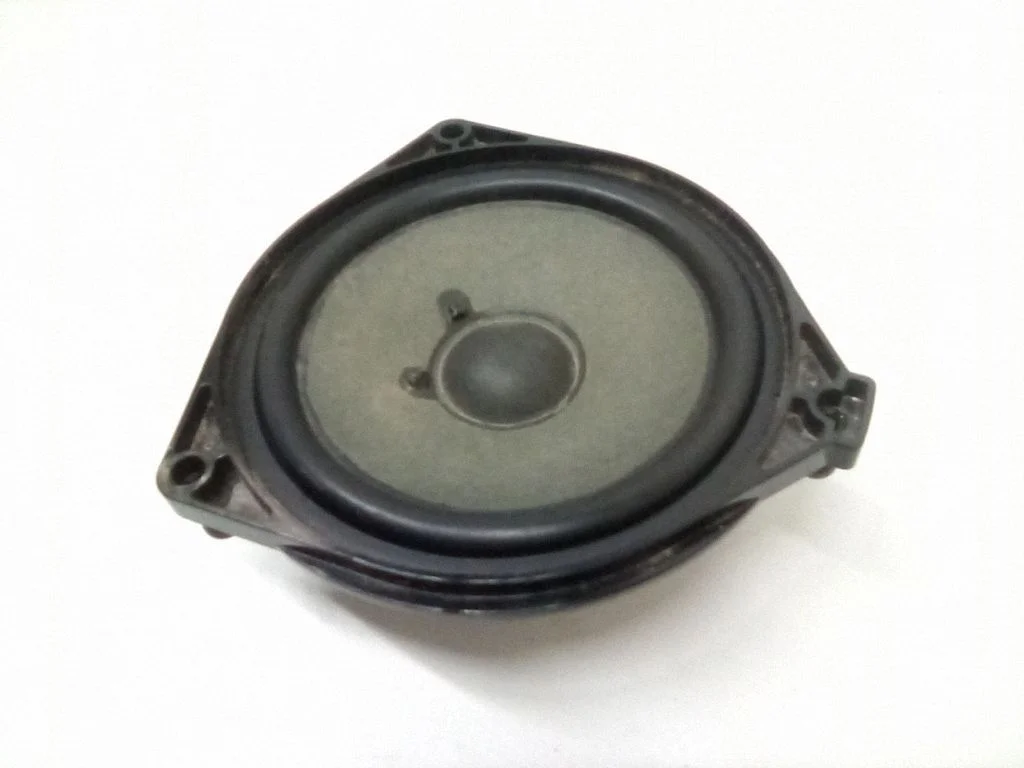 Panel speaker – Mercedes-Benz ML-Class W166 (2012-2017)