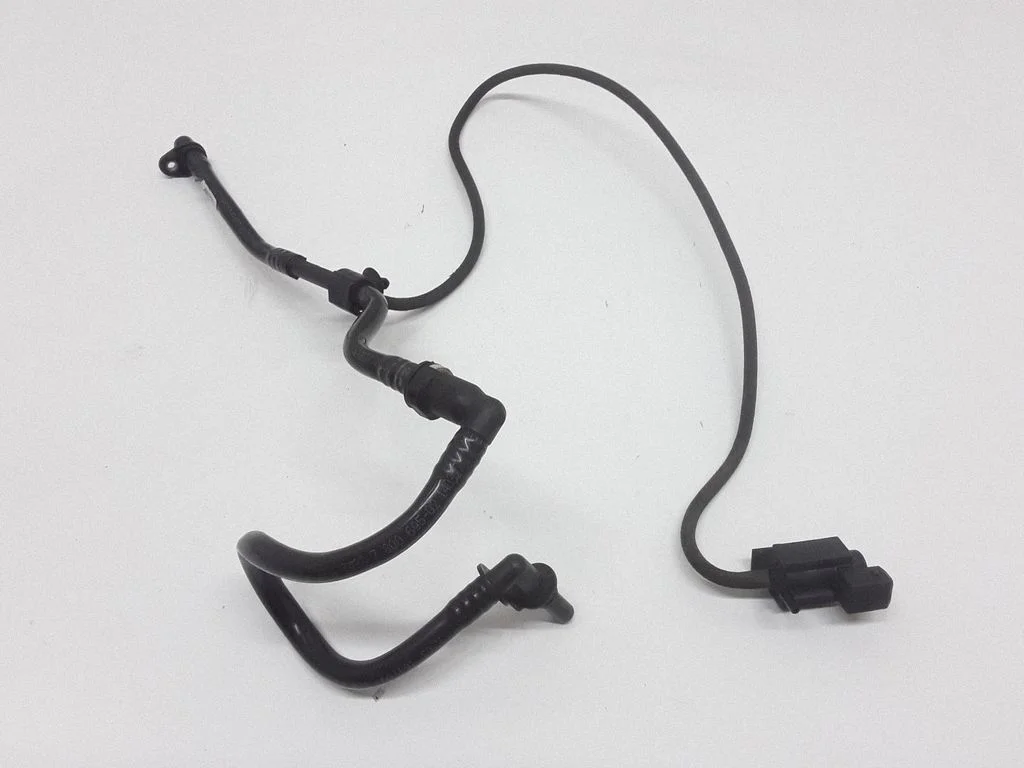 Vacuum line/pipe/hose 7804328