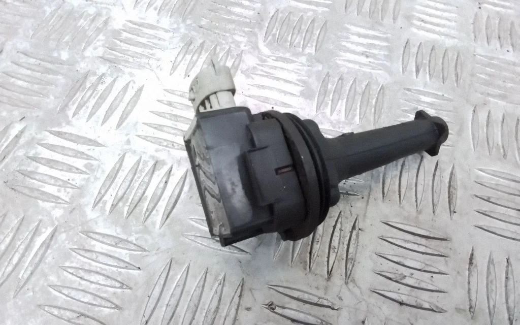High voltage ignition coil 8677837