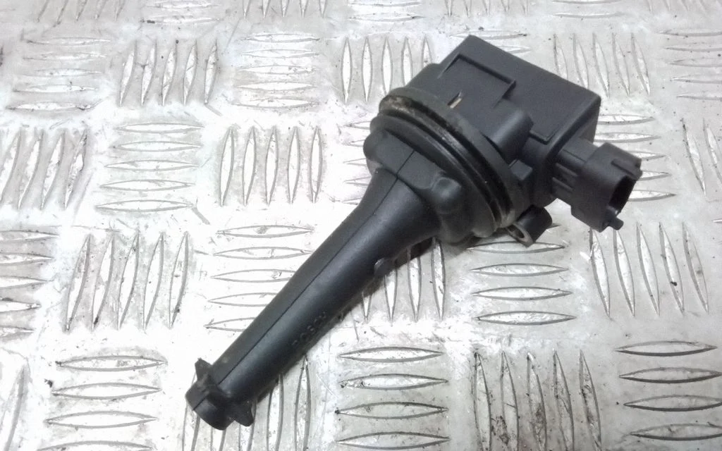 High voltage ignition coil 0221604001